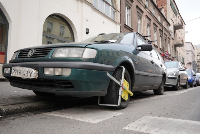 Poznań zajął trzecie miejsce w zestawieniu miast, których mieszkańcy parkują najgorzej w Polsce.