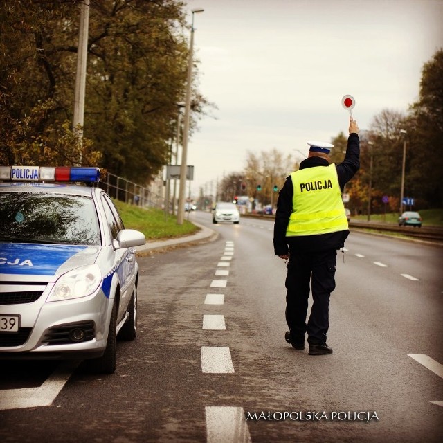 W okresie od 24 do 27 grudnia 2020 roku doszło do 9 wypadków drogowych