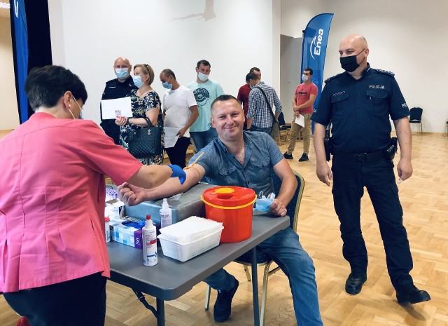 Podczas poniedziałkowej akcji krwiodawstwa w Połańcu zebrano 11 litrów krwi.