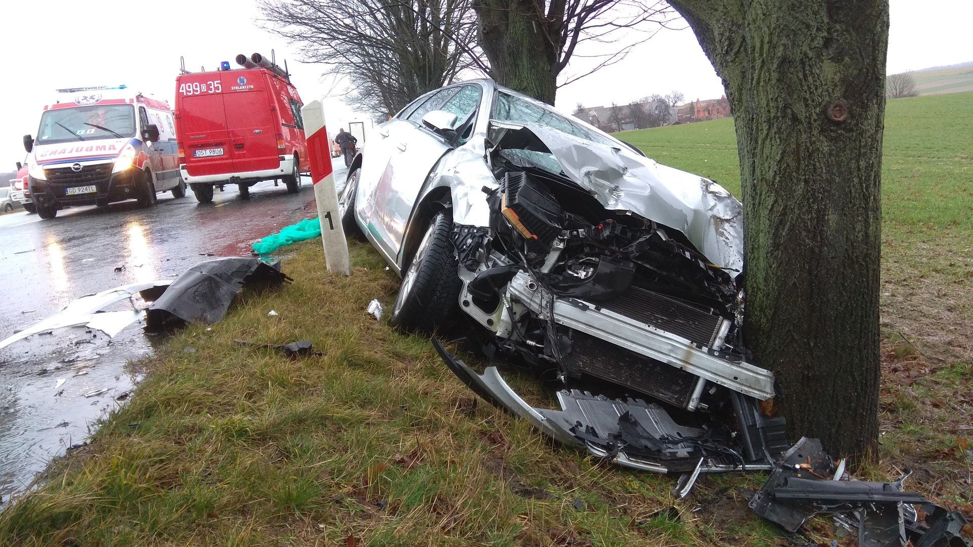 Wypadek W Zalesiu Śląskim Na Drodze Wojewódzkiej Nr 426. Fiat Zderzył Się Z Oplem. 3 Osoby W Szpitalu | Nowa Trybuna Opolska