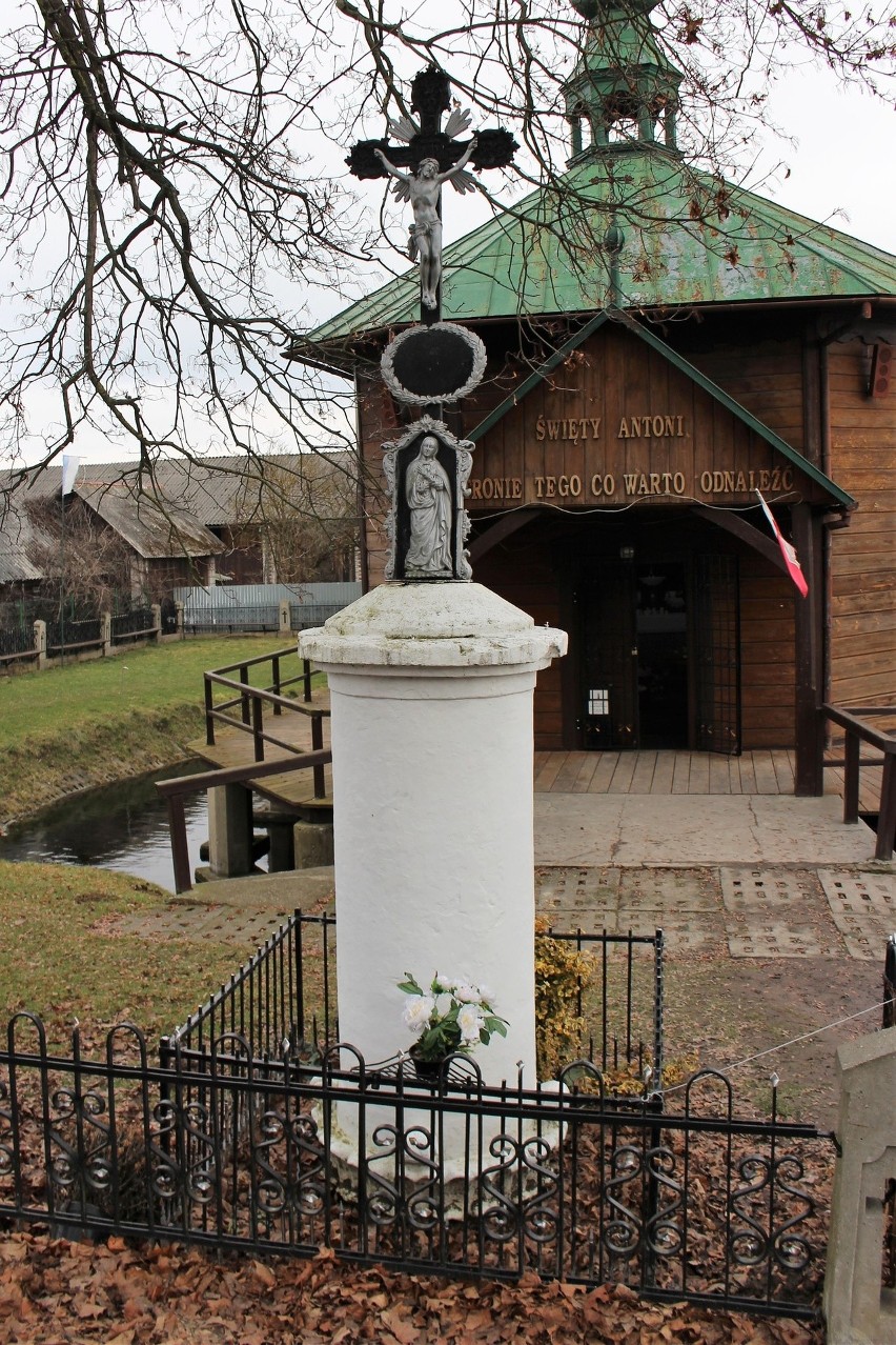 Kolumna z żeliwnym krzyżem z Radecznicy w rejestrze zabytków 
