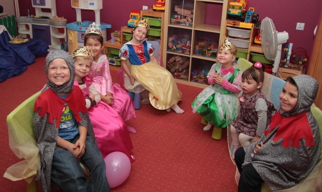 W środku prawdziwa księżniczka &#8211; I Mała Wicemiss Oliwia Rychel, która w piątek 5 października obchodziła swoje 6 urodziny.