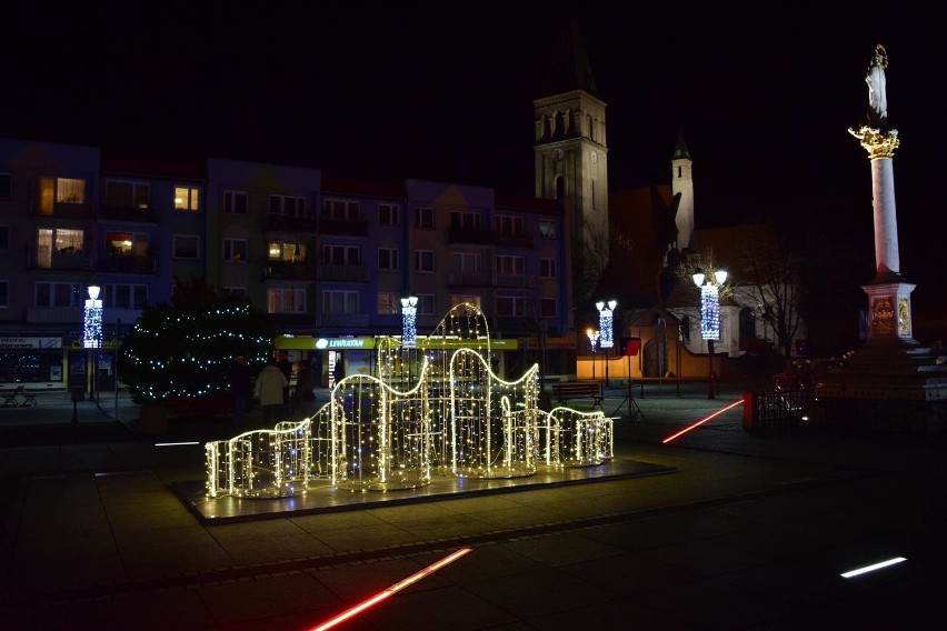 Rynek w Oleśnie w świątecznej odsłonie.