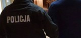 Gdynia. Policjanci zatrzymali 62-letniego mieszkańca Gdyni. Szkolny portier jest podejrzewany o kradzież trzech laptopów ze szkoły