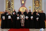 Zmiany księży w diecezji radomskiej. Zobaczcie, w których parafiach są nowi wikariusze. Mianował ich biskup Marek Solarczyk