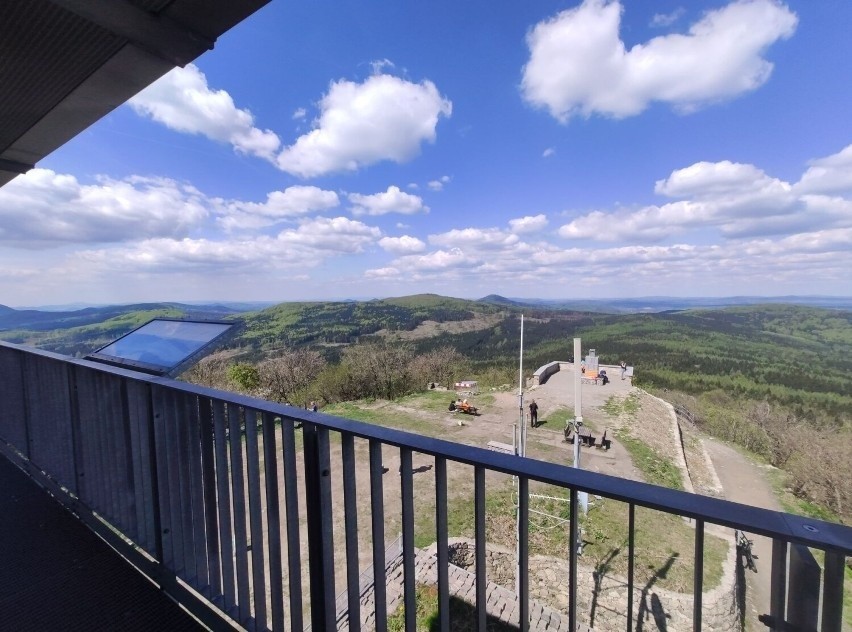 Przepiękny widok z jednej z wież widokowych w Górach...