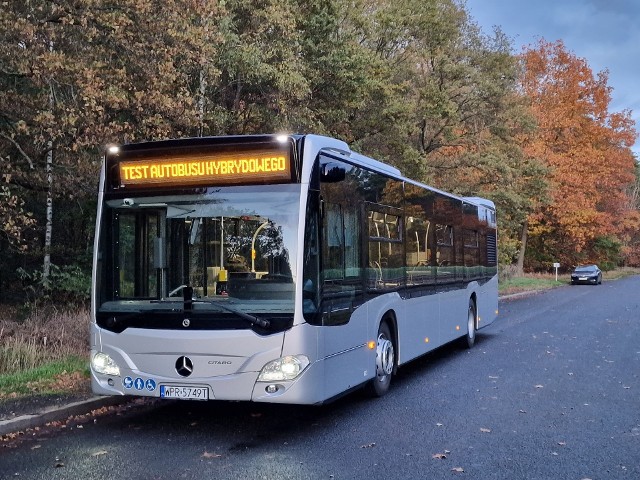 Tak wygląda testowany hybrydowy mercedes citaro.