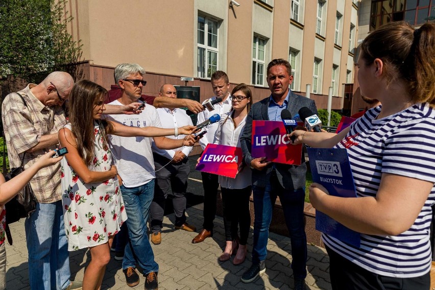 Przedstawiciele lewicy rejestrują listę do Sejmu