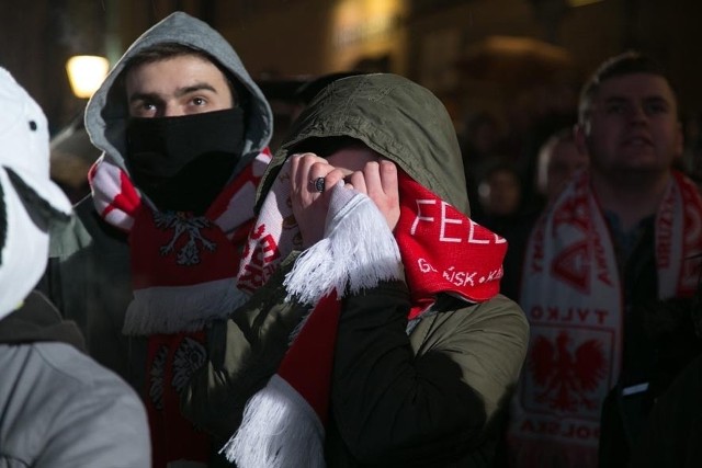 Piątek 30.01Polska, Kraków. Strefa kibica na małym rynku. Kibice oglądają półfinałowy mecz piłki ręcznej Polska - Katar, rozgrywany podczas mistrzostw świata w piłce ręcznej w Katarze.