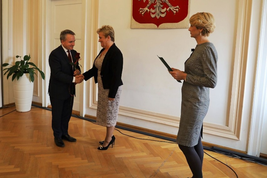 Dzień Edukacji Narodowej w Ostrowi Mazowieckiej. Burmistrz podziękował nauczycielom i wręczył nagrody 14.10.2022