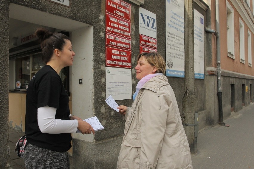 Protest pielęgniarek: Poznańskie pielęgniarki w żałobie...