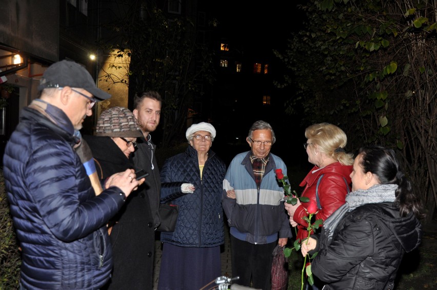 Kraków. Mieszkańcy posadzili dąb, bo wygrali bój o zieleń