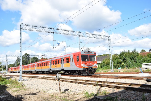 Trwa modernizacja linii kolejowej E30 na odcinku Krzeszowice-Trzebinia. Z pracami budowlanymi związane są utrudnienia