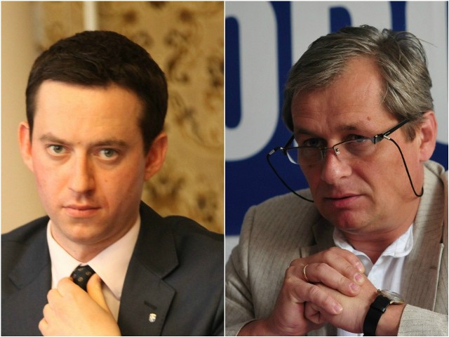 Marcin Ociepa (po lewej) myślał, że bez problemu otrzyma wsparcie PiS. Stawia jednak warunki, których na razie nie akceptuje poseł Kłosowski.