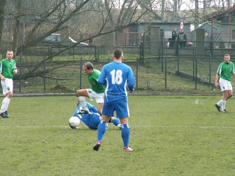 Pilkarze Gryfa 95 Slupsk pokonali w Sztumie Olimpie 3:1...