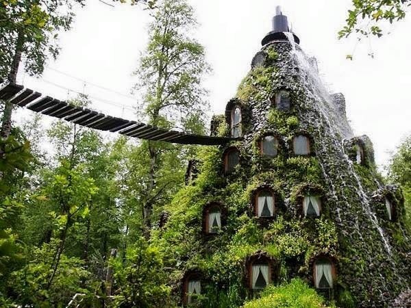 Magic Mountain - pokój wewnątrz góry...