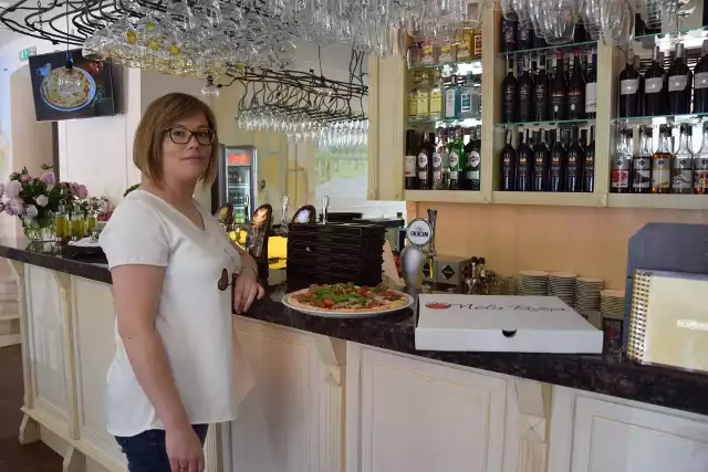 Katarzyna Trześniewska, manager restauracji Mela Rossa zaprasza na pyszne dania kuchni włoskiej, w tym tradycyjną pizzę podawaną na cienkim cieście o średnicy 33 centymetrów. 