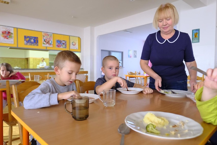 300 Plus. Kiedy ruszą wypłaty świadczenia „Dobry start” w Toruniu?