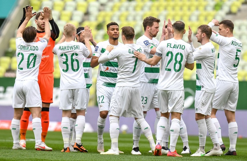 Lechia Gdańsk - Cracovia 8.05.2021 r. Lechia bez jakości i dalej od Ligi Konferencji. Stokowiec: Przespaliśmy pierwszą połowę [zdjęcia]