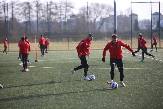 11.01.2022. Pierwszy trening GKS-u Tychy.Zobacz kolejne zdjęcia. Przesuwaj zdjęcia w prawo - naciśnij strzałkę lub przycisk NASTĘPNE