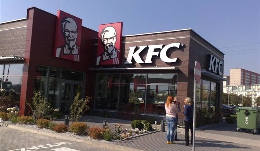KFC rozdaje darmowe kubełki z okazji otwarcia 250...