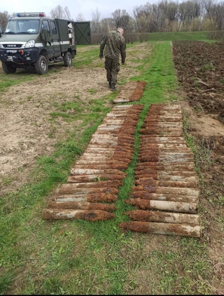 W gminie Magnuszew znaleziono ponad 100 pocisków z II wojny światowej. Zabrali je saperzy