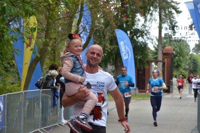 W biegu wzięło udział ponad 200 osób. Podczas Energetycznej Dychy liczyła się przede wszystkim zaciekła sportowa rywalizacja, ale także i dobra zabawa.