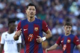 Polacy za granicą. Lewandowski wrócił na El Clasico, Kiwior zagrał dla Arsenalu, kolejne czyste konto Bułki i asysta Szymańskiego