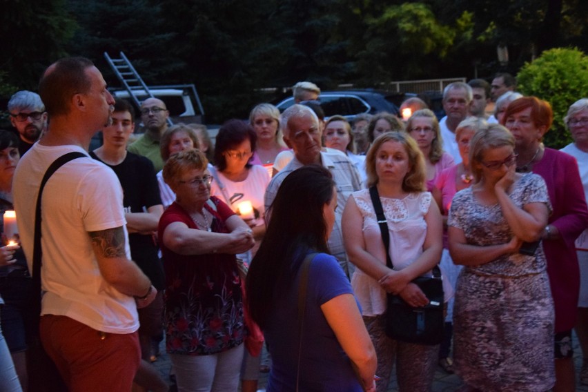 Protest przed Sądem Rejonowym w Zawierciu ZDJĘCIA