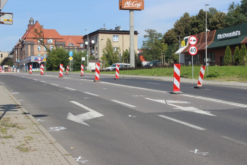 Trwa remont ul. Bytomskiej w Piekarach Śląskich. Prace...