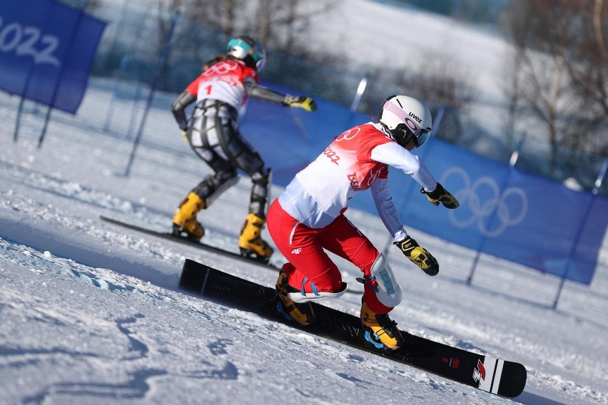 Aleksandra Król w olimpijskim slalomie gigancie równoległym...