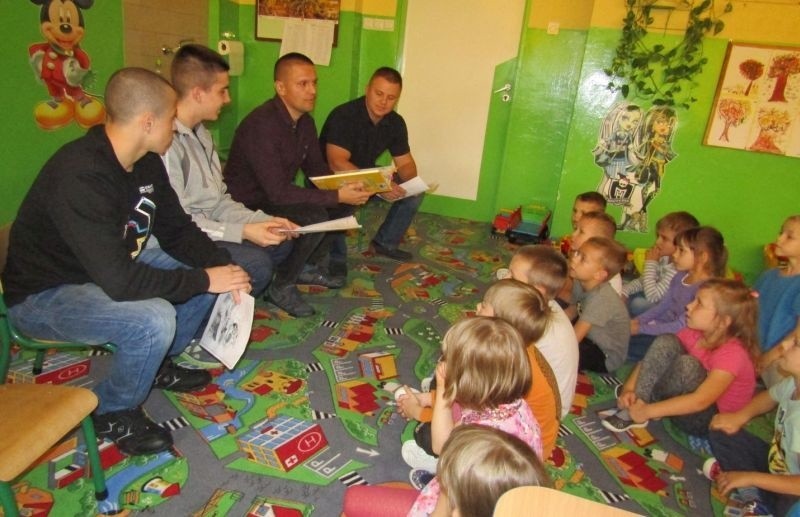Akcja "Współcześni poeci dzieciom" znów obecna w Pińczowie