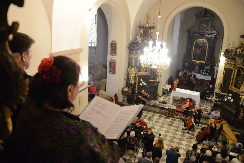 Anima Mundi w Kielcach. Muzyka duszy na głosy, skrzypce, kastaniety 