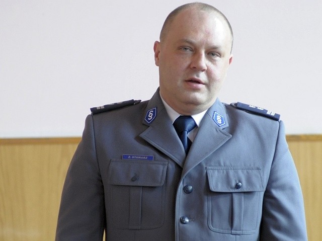 - Nad sprawą pracują najlepsi policjanci, którzy wielokrotnie i z sukcesami pracowali przy poszukiwaniu sprawców zabójstw - mówi Zbigniew Stawarz, zastępca komendanta wojewódzkiego policji w Opolu.