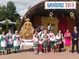 Sołeckie święto plonów w Nawodzicach, w gminie Klimontów