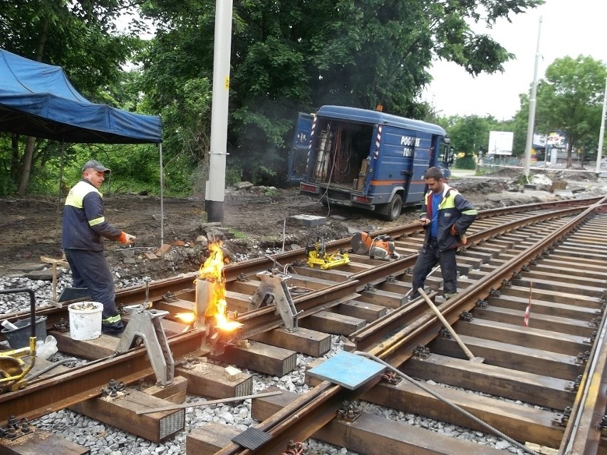 Koniec remontu Przyjaźni 28 czerwca. Tramwaj linii 17 wróci na swoją trasę (ZDJĘCIA)