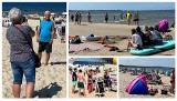 Upalny początek wakacji w Świnoujściu. Tłumy wczasowiczów wygrzewają się na plaży 
