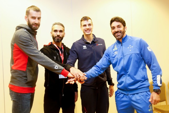 Kapitanowie Asseco Resovii, Khatam Ardakan, Trentino Volley i Sady Cruzeiro