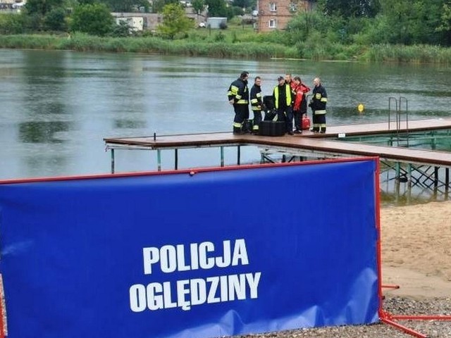 Służby zgłoszenie o zaginięciu mężczyzny dostały po godz. 20. Wędkarz zaginął na Jeziorze Kaczkowskim w Kaczkowie pod Żninem.