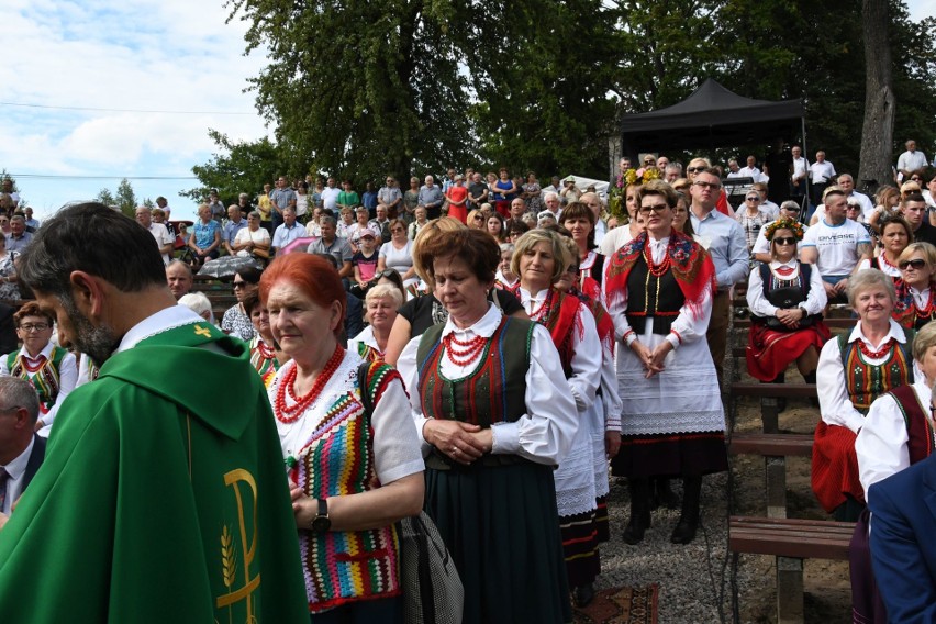 Dożynki gminy Masłów. W Ciekotach pięknie dziękowano za plony [ZDJĘCIA]     