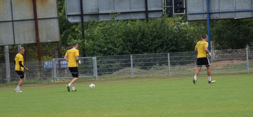 Fortuna 1 Liga. Radomiak przed meczem z GKS Bełchatów trenuje w komplecie. Łukasz Bogusławski bliski podpisania umowy z radomskim klubem