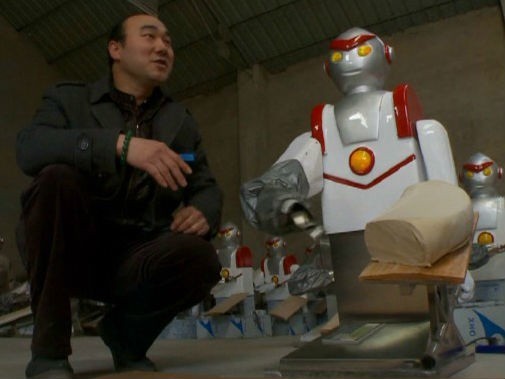 Chiński przedsiębiorca wprowadził na rynek robota do produkcji makaronu.