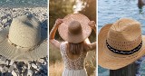 Modne kapelusze w sezonie letnim 2023, w których zakochały się kobiety. Zobacz, jak prezentują się najciekawsze tego typu nakrycia głowy!