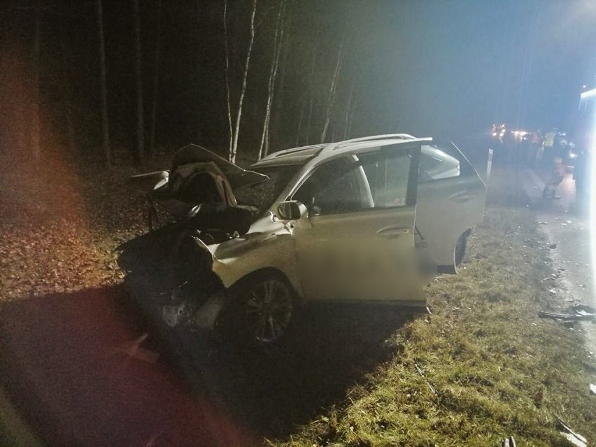 We wtorek w okolicach Rydzyny zderzyły się dwa pojazdy:...