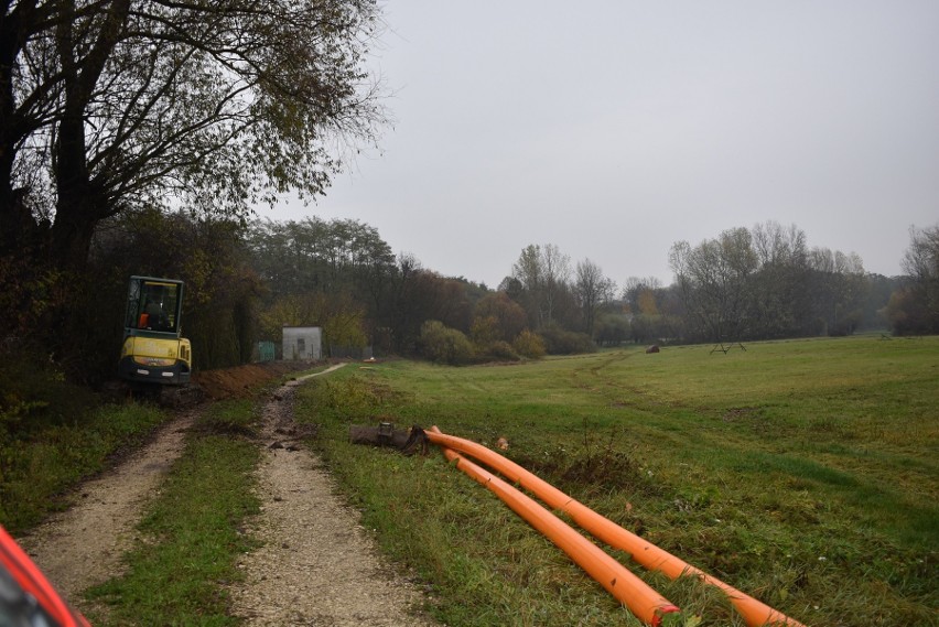 Gaz ziemny popłynie wkrótce do gminy Opatowiec. Na początek Senisławice [ZDJĘCIA]