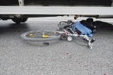 Miejska Górka. Śmiertelne potrącenie rowerzysty na skrzyżowaniu Roszkowa i Roszkówka. Zginął 63-latek z gminy Miejska Górka