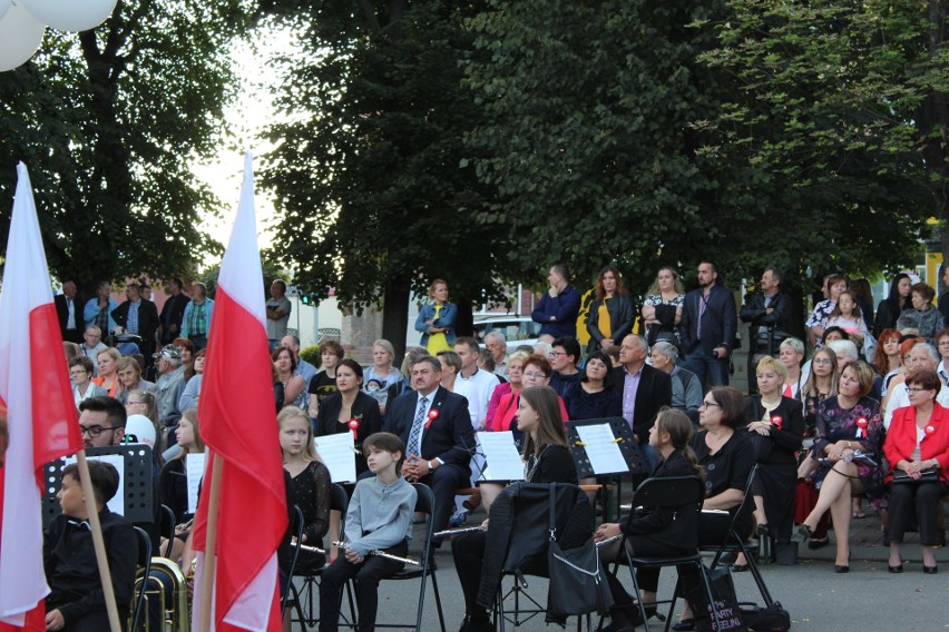 Koncert Moniuszkowski połączony z Narodowym Czytaniem w...