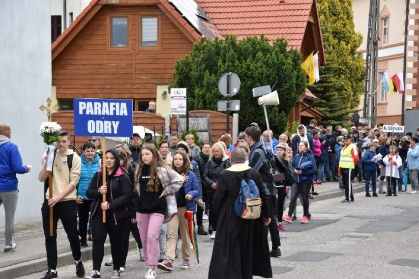 Odpust we Wielu. Tysiące pielgrzymów wzięło udział w uroczystościach na Kalwarii Wielewskiej. Mamy sporo zdjęć