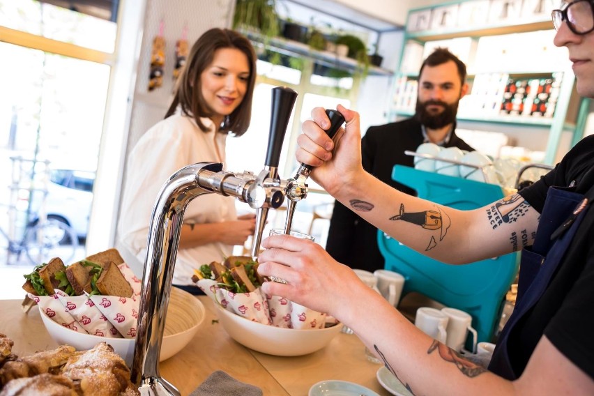 Kawa - nowe trendy: Espresso tonic, Nitro, Cold Brew. Nie pijesz, nie jesteś trendy!