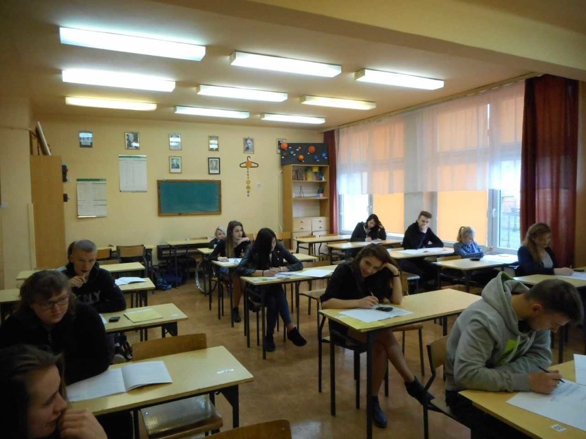 Próbna matura 2018 w Starachowicach w III Liceum Ogólnokształcącym. Matematyka trudniejsza niż język polski
